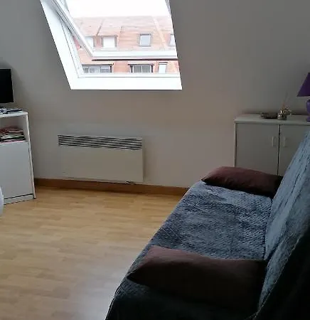 Bel T2 150m Et Tous Commerces