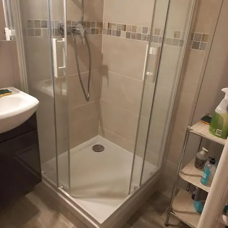 Apartment Bel T2 150m Et Tous Commerces *