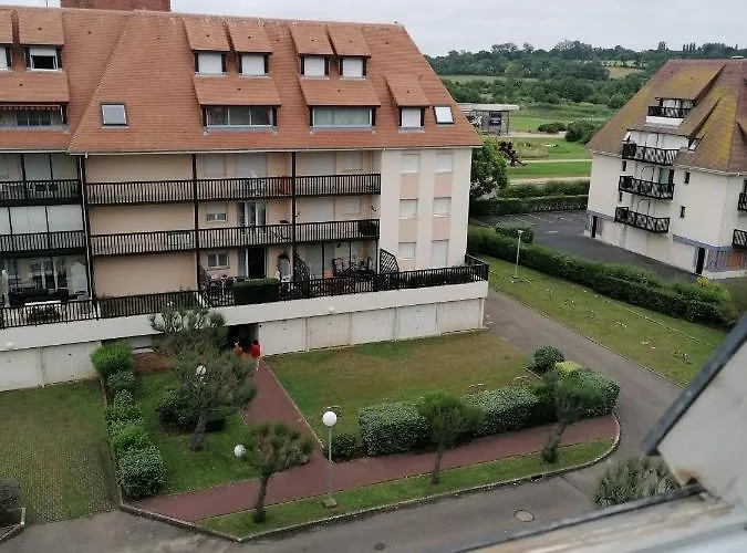 Bel T2 150m Et Tous Commerces