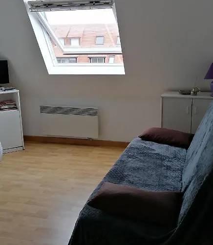 Bel T2 150m Et Tous Commerces